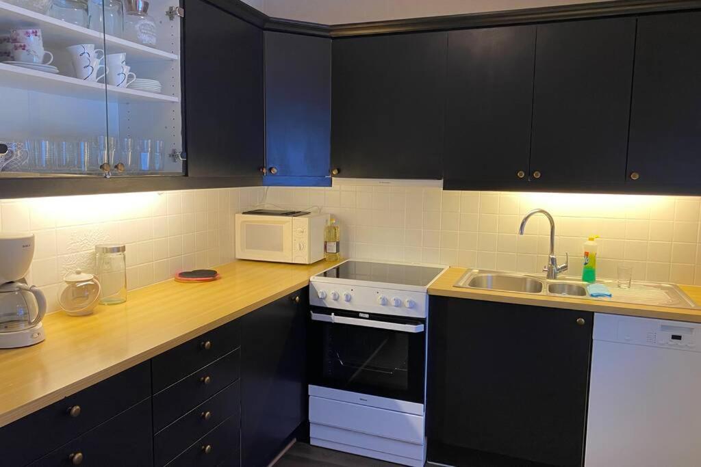 Koselig Hus Til Leie Pa Stokmarknes I Vesteralen Appartement Buitenkant foto